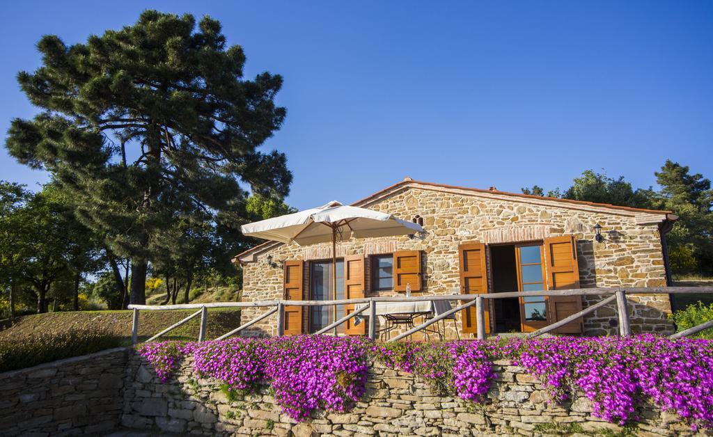 فيلا Tenuta Angelici Winery Casa Contea With Pool And Panoramic Pool Cortona Terontola الغرفة الصورة